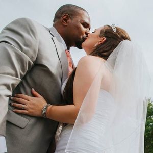 Meet your Posher, Raymone